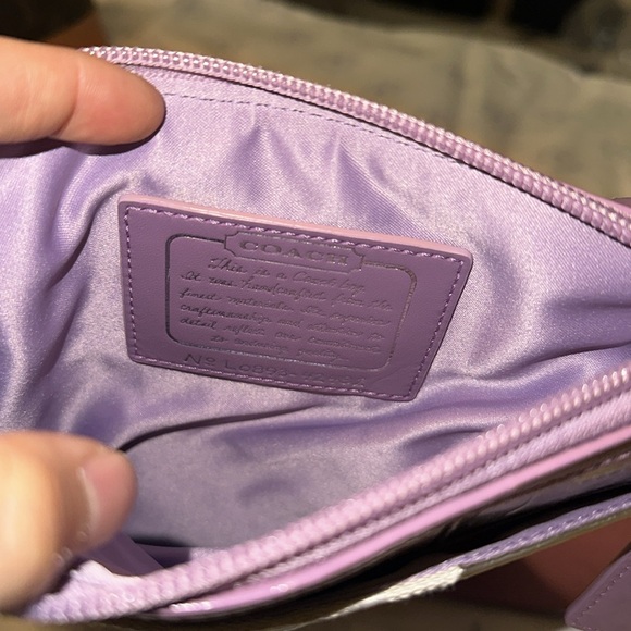 NWT Coach crossbody purse - lilac Patchwork Collection - Picture 4 of 5